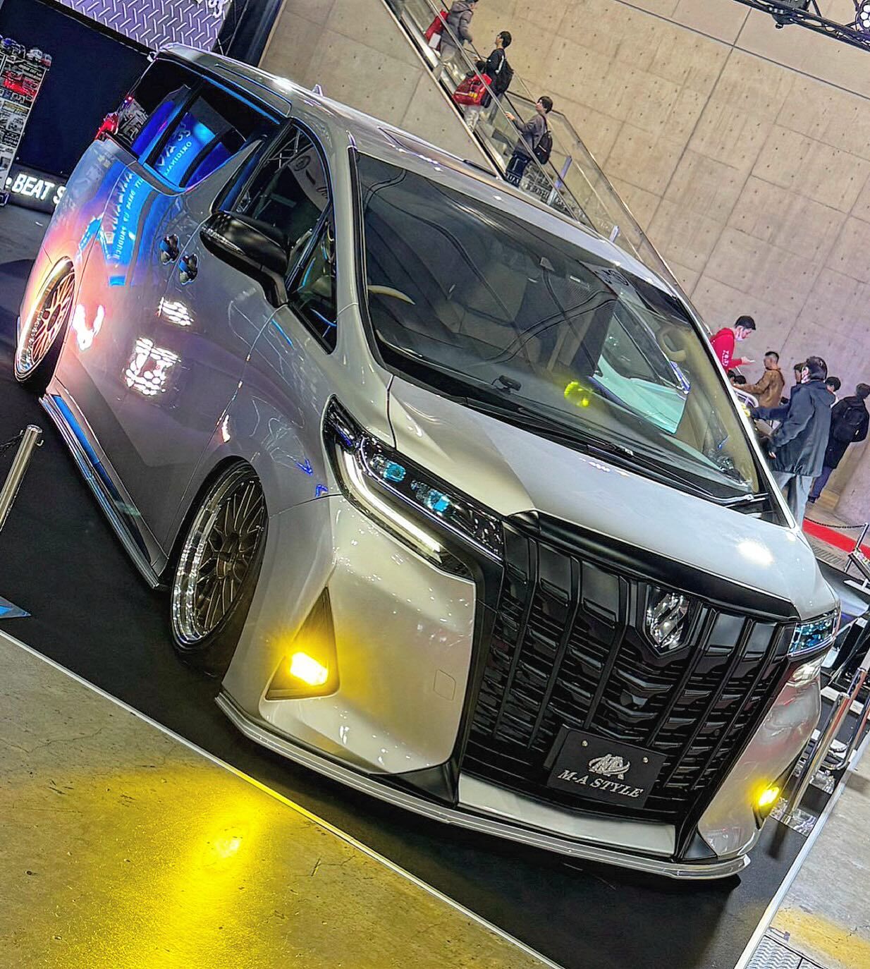 新車